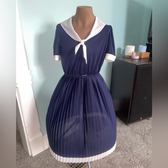 Union Made ILGWU Dresses & Skirts - Women’s 70’s vintage ILGWU Union made navy‎ blue dress fits like a medium